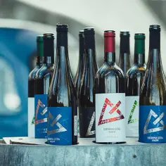 Gdzie kupić wino Srebrna Góra? Sprawdź najlepsze oferty i miejsca